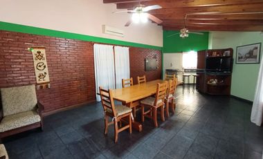 Casa Quinta Av. Perón 5183