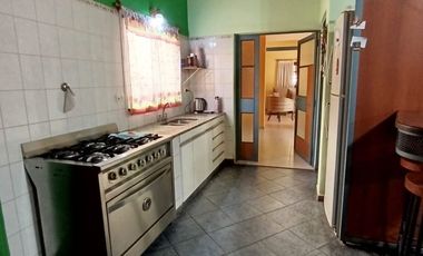 Casa Quinta Av. Perón 5183