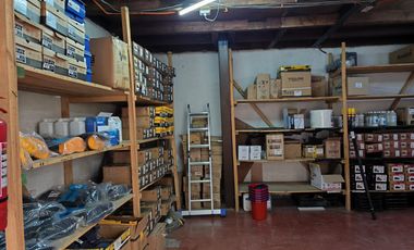 OPORTUNIDAD EN IMPORTANTE ZONA COMERCIAL