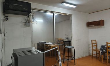 OPORTUNIDAD EN IMPORTANTE ZONA COMERCIAL