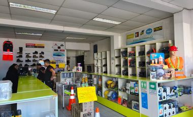 OPORTUNIDAD EN IMPORTANTE ZONA COMERCIAL