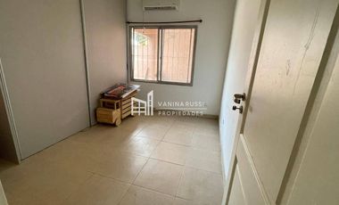 CASA DE 5 AMBIENTES EN ALQUILER - INGENIERO MASCHWITZ