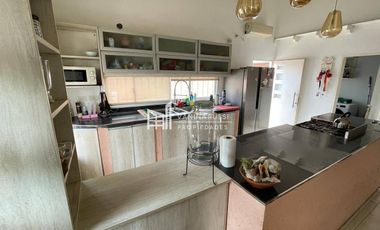 CASA DE 5 AMBIENTES EN ALQUILER - INGENIERO MASCHWITZ