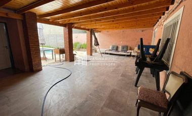 CASA DE 5 AMBIENTES EN ALQUILER - INGENIERO MASCHWITZ