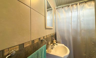 CASA EN VENTA CON PILETA EN AZUL, BUENOS AIRES