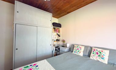 CASA EN VENTA CON PILETA EN AZUL, BUENOS AIRES
