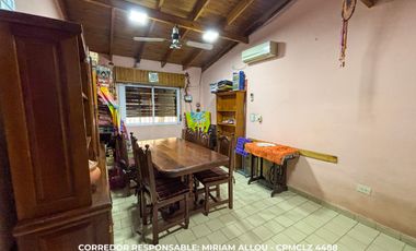 Casa 6 ambientes 203 m² en venta con cochera en Wilde
