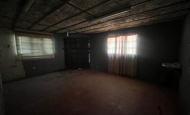CASA ESQUINA EN SAN MIGUEL  REMODELAR GRAN TERRENO