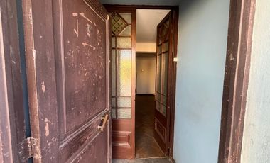 CASA ESQUINA EN SAN MIGUEL  REMODELAR GRAN TERRENO