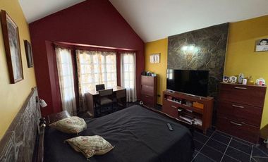 VENTA CASA DUPLEX B° SANTA ANA- PERICO 135M2