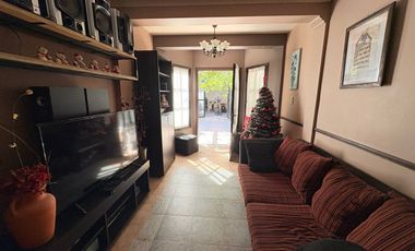VENTA CASA DUPLEX B° SANTA ANA- PERICO 135M2