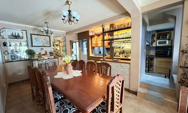 VENTA CASA DUPLEX B° SANTA ANA- PERICO 135M2