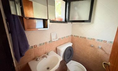 VENTA CASA DUPLEX B° SANTA ANA- PERICO 135M2