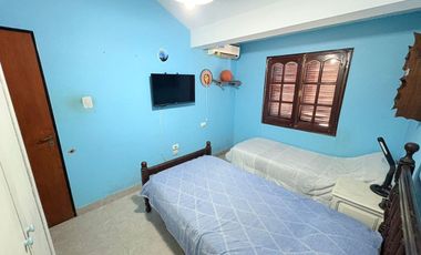 VENTA CASA DUPLEX B° SANTA ANA- PERICO 135M2