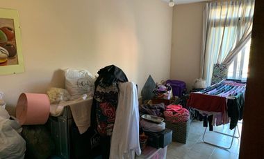 VENTA CASA B° LOS PERALES - 4 AMBIENTES