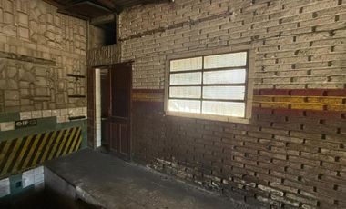 SE VENDE GALPON EN ESQUINA