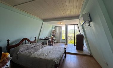 VENTA CASA 3 DORM 1600m2 - B° LOS PERALES