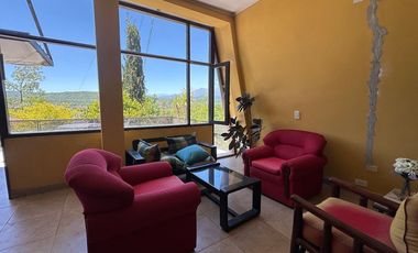 VENTA CASA 3 DORM 1600m2 - B° LOS PERALES