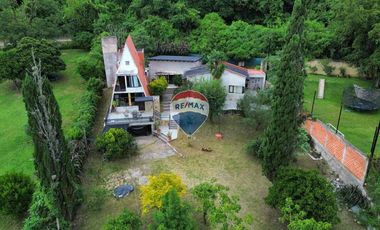 VENTA CASA 3 DORM 1600m2 - B° LOS PERALES