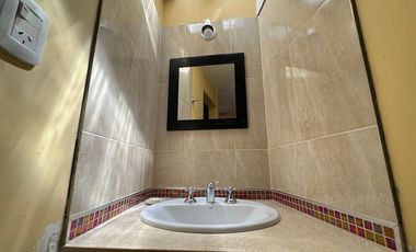 VENTA CASA 3 DORM 1600m2 - B° LOS PERALES