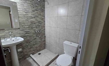 CASA EN VENTA EN RECONQUISTA ( 4BV)