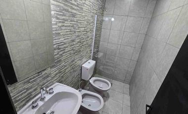 CASA EN VENTA EN RECONQUISTA ( 4BV)