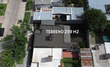 CASA EN VENTA EN RECONQUISTA ( 4BV)