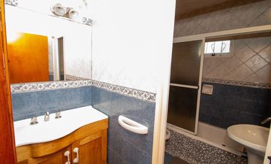 Casa en alquiler Barrio Sarmiento
