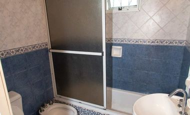 Casa en alquiler Barrio Sarmiento