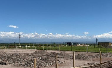 VENTA CASA 2 DORM. TUPUNGATO VALLEY EN OBRA