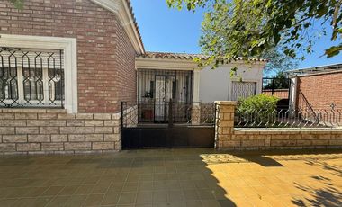 CHALET DE 3 HABITACIONES, 2 BAÑOS. POCITO