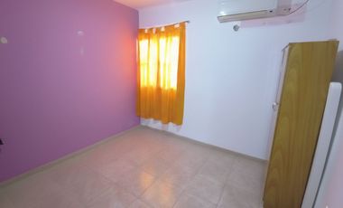 CASA MAS 2 DEPARTAMENTOS. B° PIUQUÉN, RIVADAVIA
