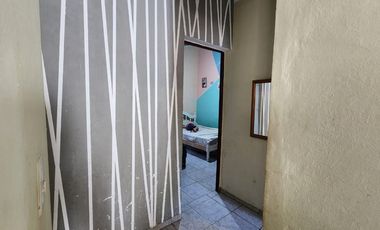 CASA DE 2 HABITACIONES. BARRIO AMISTAD. CHIMBAS