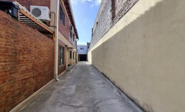 PH de 2 ambientes en Valentín Alsina - Cochera