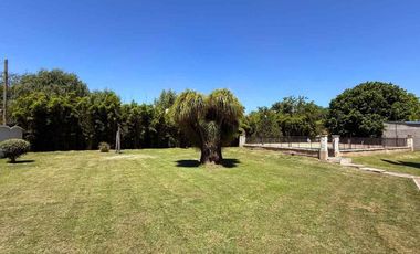 VENTA CASA QUINTA + CASA CASEROS  LA REJA MORENO