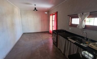 Venta de casa a estrenar con pileta Villa Ramallo