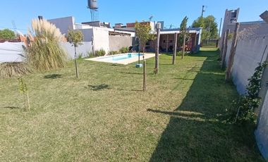 Venta de casa a estrenar con pileta Villa Ramallo