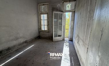 Local comercial en venta – Arturo Illia – 1750 m²