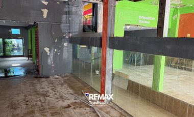Local comercial en venta – Arturo Illia – 1750 m²