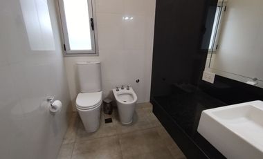 ALQUILER CASA AMOBLADA DE CATEGORIA