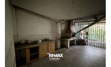 Casa 3 dorm. en venta – Sáenz Peña – 2 locales