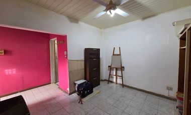 Venta Casa 5 ambientes con parque, quincho y parrilla en San Miguel