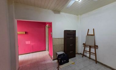 Venta Casa 5 ambientes con parque, quincho y parrilla en San Miguel