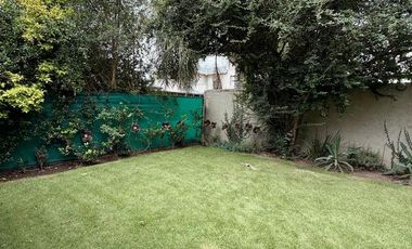Casa en alquiler, tres dormitorios, Campo de Vuelo