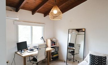 Casa en alquiler, tres dormitorios, Campo de Vuelo