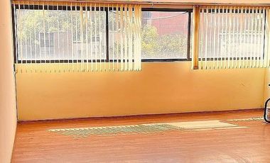 Renta 1 piso oficinas Juárez posesión inmediata