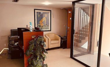 Renta 1 piso oficinas Juárez posesión inmediata