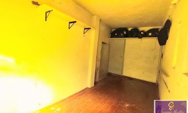 Casa en venta c/ cochera en Hurlingham