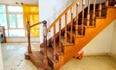 Casa en venta c/ cochera en Hurlingham
