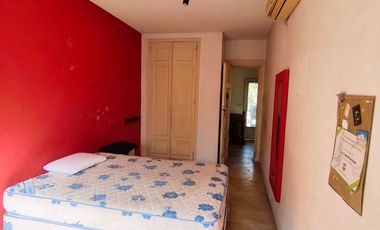 Casa en venta c/ cochera en Hurlingham